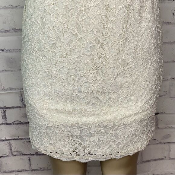 Adrianna Papell Cream Lace dress - Picture 5 of 11